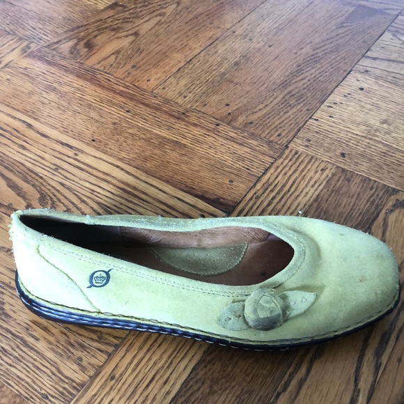 Börn Green shoes- comfortable! 😁🌳 - Picture 2 of 2